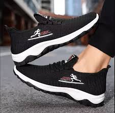 Black Casual Sneakers - New Fashion Shoe